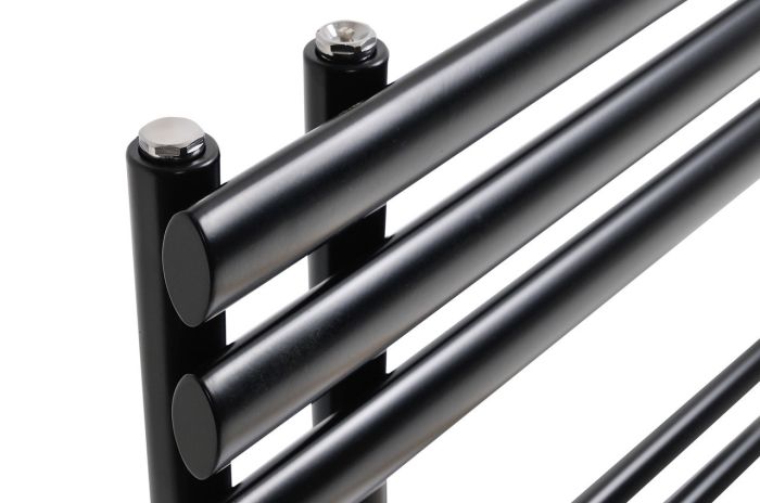 Дизайнерська рушникосушка Grasse 9/820 чорний матовий Дизайнерська рушникосушка Grasse 9/820 чорний матовий