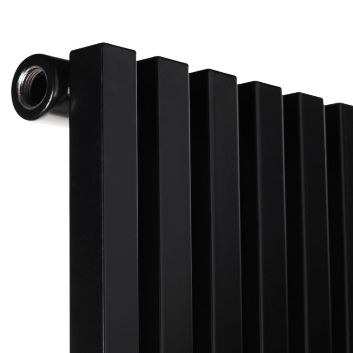 Радіатор дизайн Betatherm 485x1800 Quantum-1 BLACK Вертикал Радіатор дизайн Betatherm 485x1800 Quantum-1 BLACK Вертикал